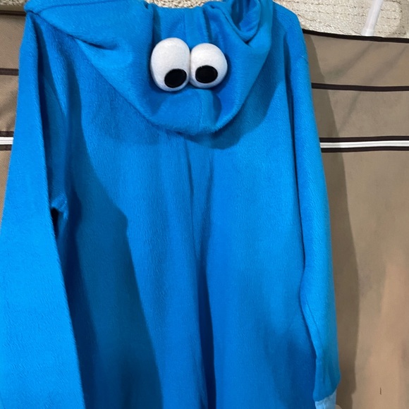 Halloween costume/ pj Cookie Monster Sesame Street Light Blue Fleece sleeper. - Picture 3 of 3